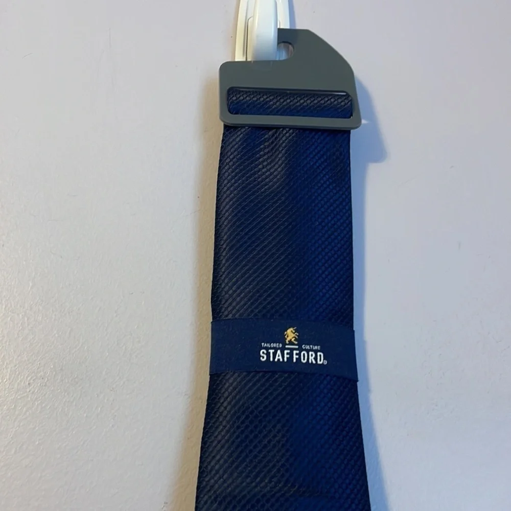 Stafford Tailored Culture STF Boat Table Navy Textured Polyester Necktie Tie
